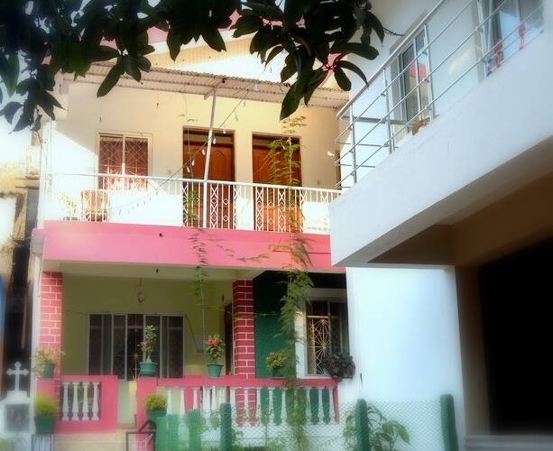 Auslyn Guest House, Goa 5